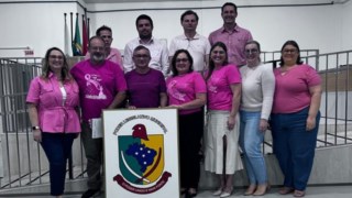 Câmara de Vereadores apoia o movimento "Outubro Rosa" Câmara de Vereadores apoia o movimento "Outubro Rosa"